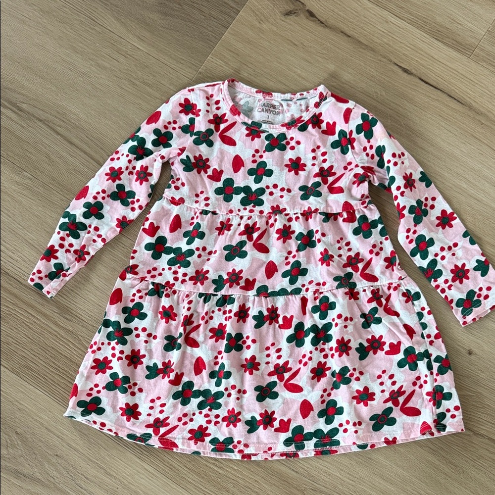 🎄Harper Canyon Red, Green and Pink Floral Dress - Holiday colors 3T